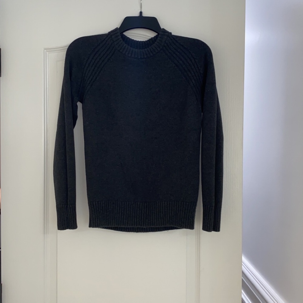 Sweaters Bundle (5 Items) - image 3